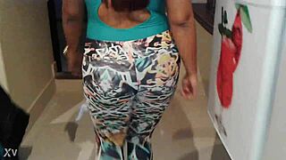 trying on tight lycra leggings