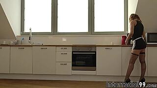 मैं चुद गई मेड BBC से झड़ गई