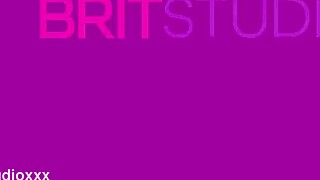 i'm the alternative nurse getting my pussy eaten and swallowing his load