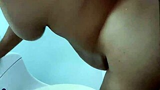 Salma Loves Her Stepson's Cock in Her Wet Pussy 😍