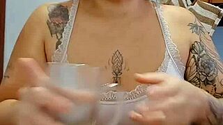 When I get horny, the light turns on. Want to see my tits?