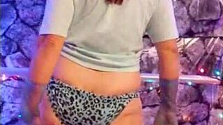 hotwife steffi in lingerie photoshoot with toys 😏