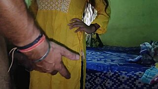 indian hot bhabi fucking dever in doggy style, so sexy 😍