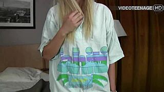 Shy 18 year old vicky does her first porn castin