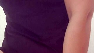 Big Ass Babe Fucks Dildo to Orgasm in Bathroom?