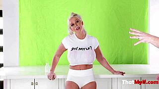 Blonde milf's strategy to milk money - Alura Jensen