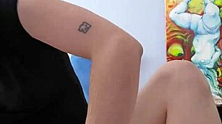 Gorgeous trans girlfriend dildos big ass and cums