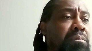 wake up with yo old-school patna cubby so luvily