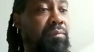 wake up with yo old-school patna cubby so luvily