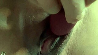 Watch me masturbate with this dildo in ASMR, turn up the volume and listen to my moans