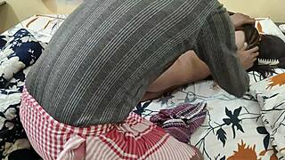 भाभी को दूध में नींद की दवा देकर मिशनरी चोदा क्रीमपाई оргазम तक