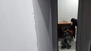 Wife Cheats with Plumber in Rough Homemade Action