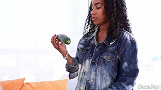 Sara Jay and Jenna Foxx Lick Pussy with Dildo in Sexy Lesbian Threesome