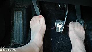 I love pumping my feet in birkenstocks with pantyhose close up