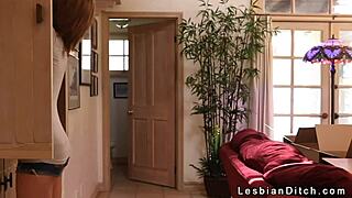 Come here, tattooed milf, let's have oral sex with this brunette in bed.