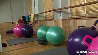 hey, gym babe subil arch rides that rubber ball hard, fucking her tight pussy in workout gear 💦🏋️‍♀️
