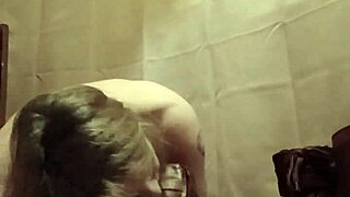 Esclave F Lèche Bottes In Bdsm Slave Humiliation Scene