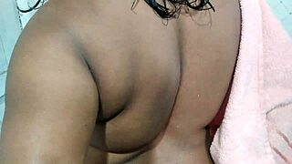 What if this hot curvy mom with big natural tits contrasts her huge ass while bathing in the bathroom?