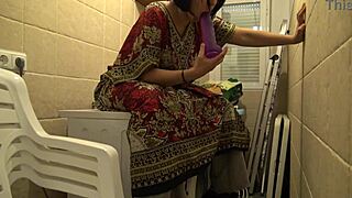 Horny woman screams for guy to lick her pussy in kitchen cheating scene!