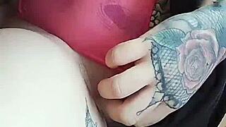 provoquei o marido dando sem camisinha pra um estranho no mato with lingerie sexy cock flashing skinny tattoo kissing