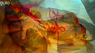 Loira Rabuda Coloca O Biquini De Ladinho E Fode De Quatro Anal Creampie