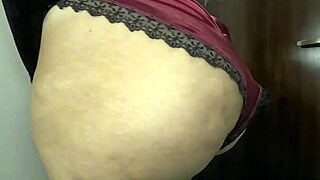 Colombian Curvy Latina Teases With Huge Ass In Panties Striptease