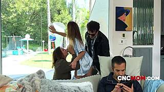 Freeuse family dives into wild 4some action pounding pussies and wanking together in total chaos