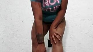 Homemade video chat pov amateur session.