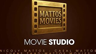 Corno tesudo Lukas fode a buceta arrombada da Nicoly recém-gozada por outro, que delícia de cuckold com essa wife peluda!