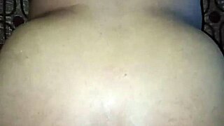 Auntys creamy pussy gets fucked doggystyle in homemade close up