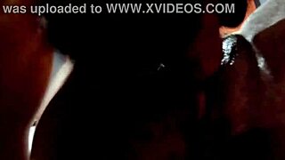 Corno tesudo Lukas fode a buceta arrombada da Nicoly recém-gozada por outro, que delícia de cuckold com essa wife peluda!