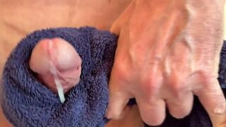 Solo Amateur Neighbor Masturbating Close Up To Orgasm