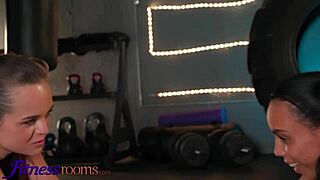 Fitness rooms features latina lesbian violet grey and pretty polish teen 18+ olivia zlota enjoying hot tribbing and pussy licking at gym