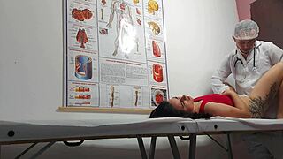 Ginecologista examines patient intimately