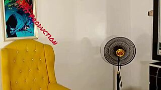 It's a nice sensual re-up featuring the sexy goddess in a full video experience now available on red premium