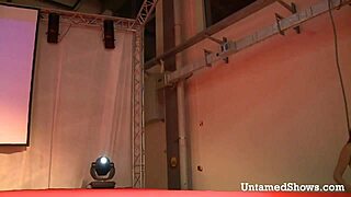 sexy slut stripped down and got dirty with amateurs on the stage