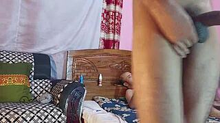 Deshi mad girls fucked by servants in desi bengali video with hanif popy khatun mst sumona manik mia 😜💦