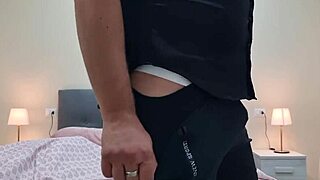 italian bodybuilder rips panties and spits on hard cock for quick anal pounding and cumshot