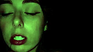 Conversational cunhada dos olhos verdes e bunda grande sentou fodeu de 4 e ganhou leite na cara