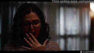 vampire seduction in old gothic manor - nerdy girl gets mesmerized by century old sexy blonde owner 😈👻