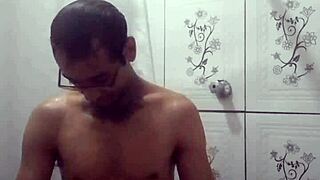 Leaked video shows solo exhibition for neighborhood hottie ready for action today