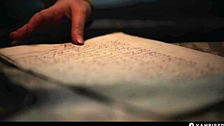 vampire seduction in old gothic manor - nerdy girl gets mesmerized by century old sexy blonde owner 😈👻