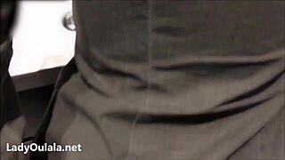 Exhib Je Me Fais Baiser Par Le Serveur Du Resto Dans Les Toilettes