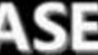 Exploring a mature wife's group adventure with friends in chinese style