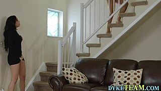 Lez milf fingers petite latina teen babe hard 😘