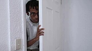 Stepmom's juicy pussy licked and banged hard by black cock friend! 🔥🍆