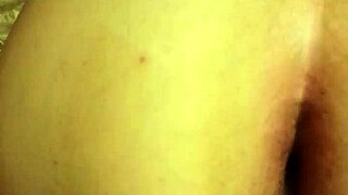 bbw amateur takes huge toys deep in her fat ass anal fucking