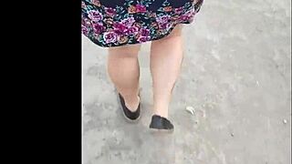 venezuelan streetwalker prowls the night